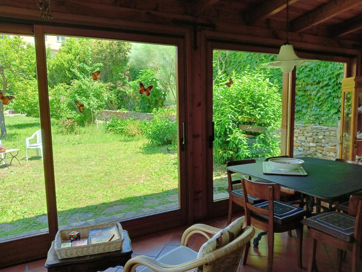 Villetta Con Giardino A Due Passi Dal Mare Империа Екстериор снимка
